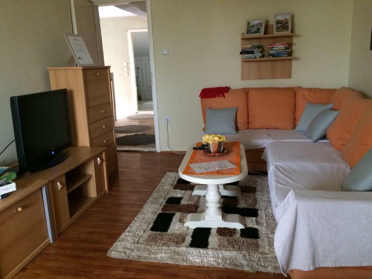 Apartman Melody Σόμπορ Εξωτερικό φωτογραφία
